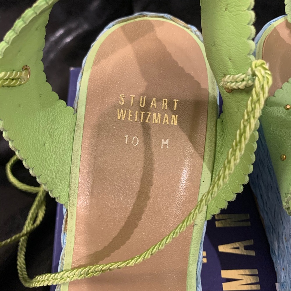 Stuart Weizmann Picadilly Menthol Suede Wedge - Picture 4 of 8